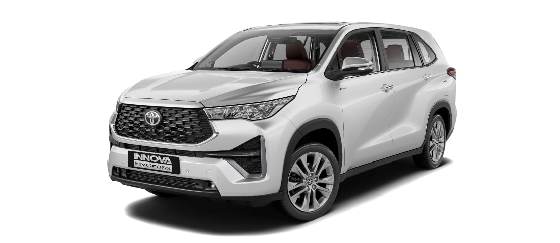 Toyota Innova Hycross